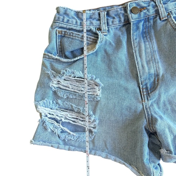 Billabong • Distressed Light Blue Denim Shorts - Picture 10 of 11